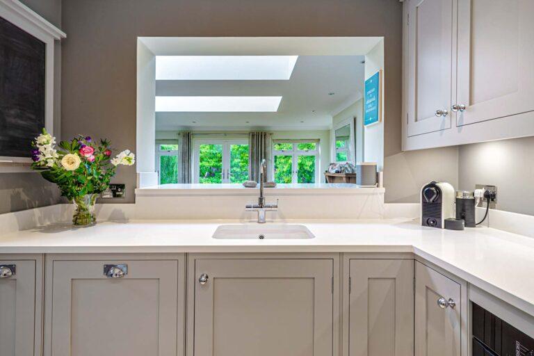How To Create A Bright Kitchen With Quartz Worktops